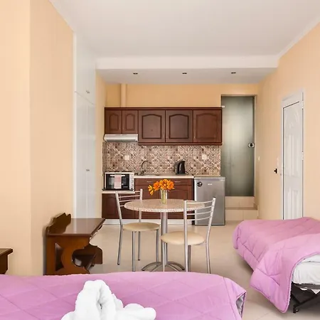 Fouxia And Appartement *